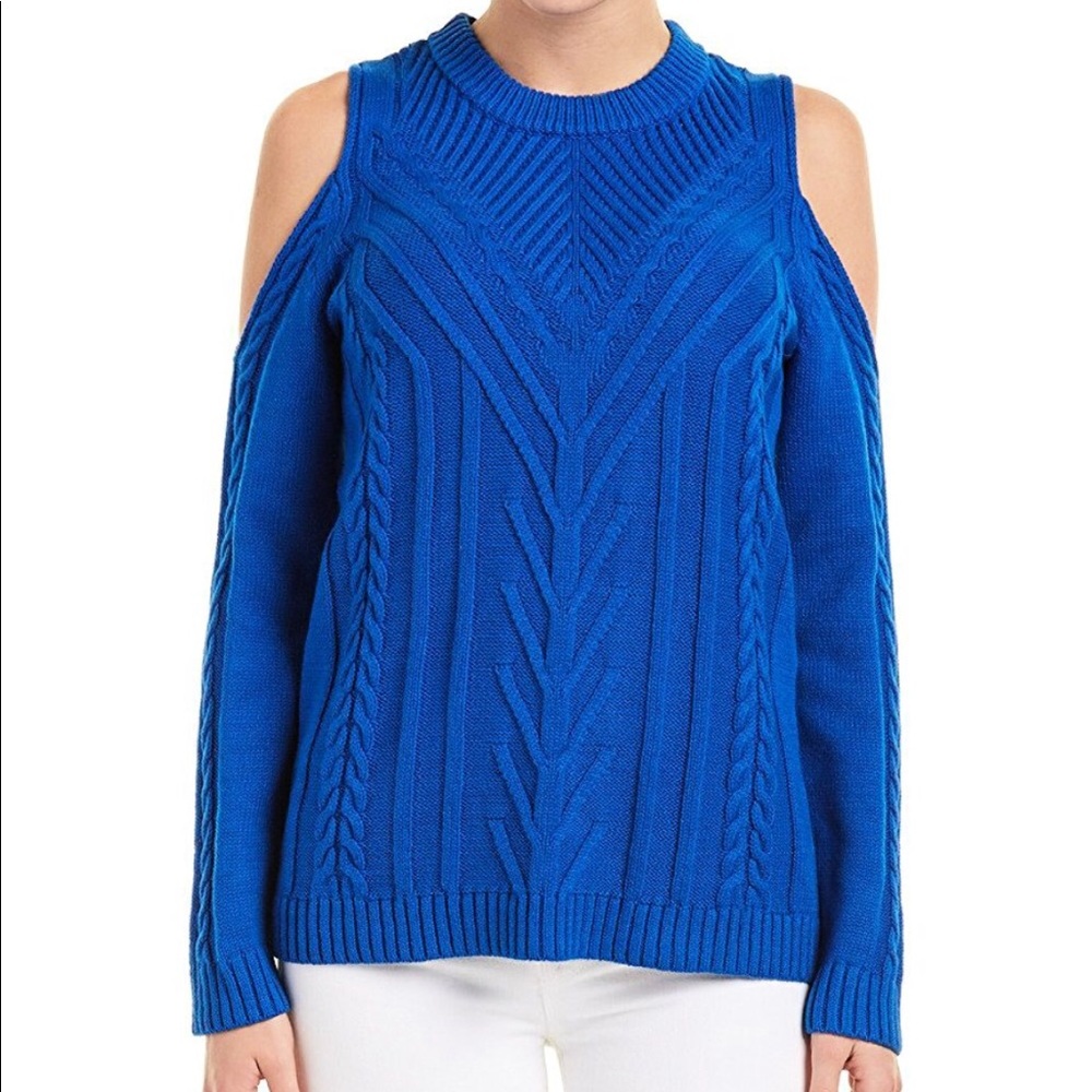 NWT Vince Camuto cold shoulder sweater